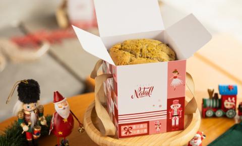 Cartão com cookie e caixa de presente são destaques natalinos da Cookie Stories Maringá