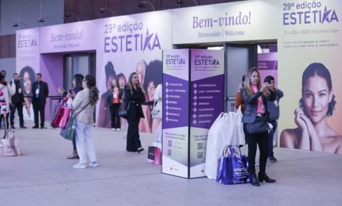 Estetika firma participação inédita no Congresso Internacional de Odontologia, em São Paulo