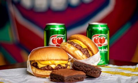 Meatz Burger celebra 5 Anos de sucesso na unidade do Bairro Castelo, em Belo Horizonte