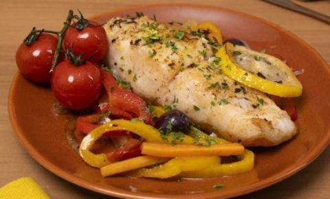 Almoço de Páscoa: uma receita de peixe ao forno para alegrar a família